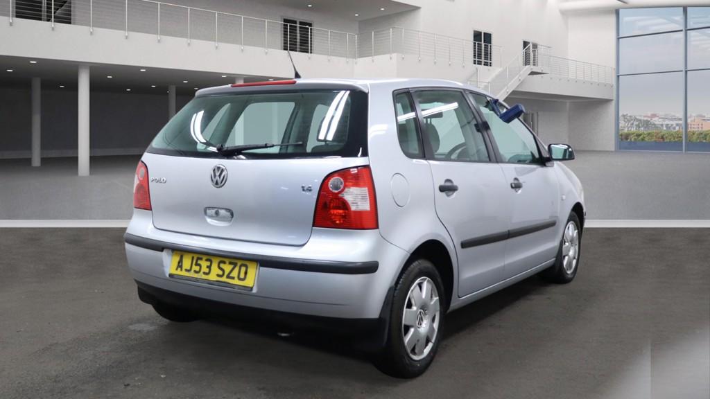 Volkswagen Polo 1.4 Twist Hatchback 5dr Petrol Automatic (182 g/km, 75 bhp)