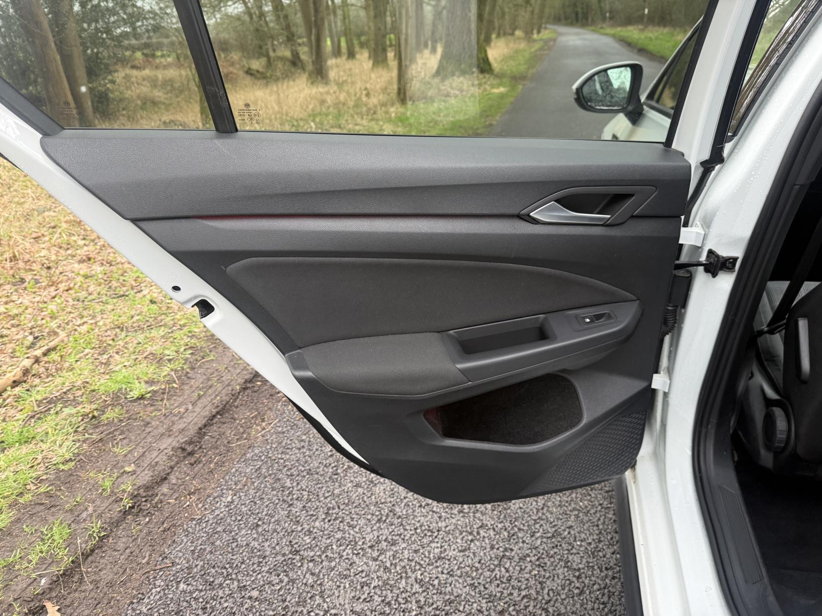 Volkswagen Golf 2.0 TDI GTD Hatchback 5dr Diesel DSG Euro 6 (s/s) (200 ps)