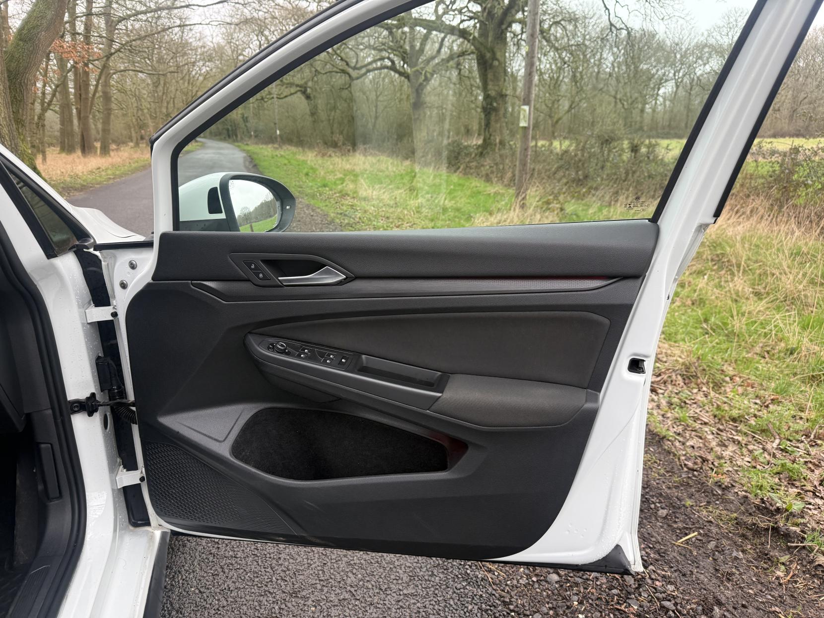 Volkswagen Golf 2.0 TDI GTD Hatchback 5dr Diesel DSG Euro 6 (s/s) (200 ps)