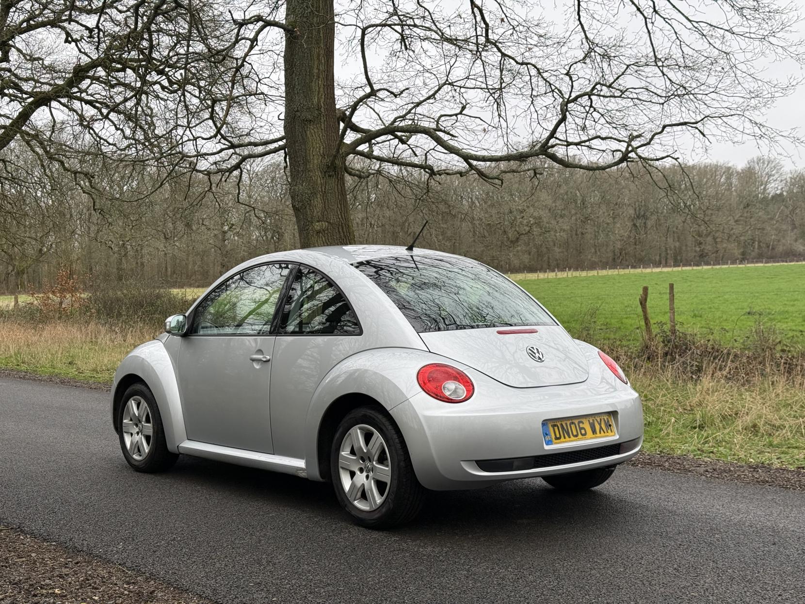 Volkswagen Beetle 1.4 16V Luna Hatchback 3dr Petrol Manual Euro 4 (75 ps)