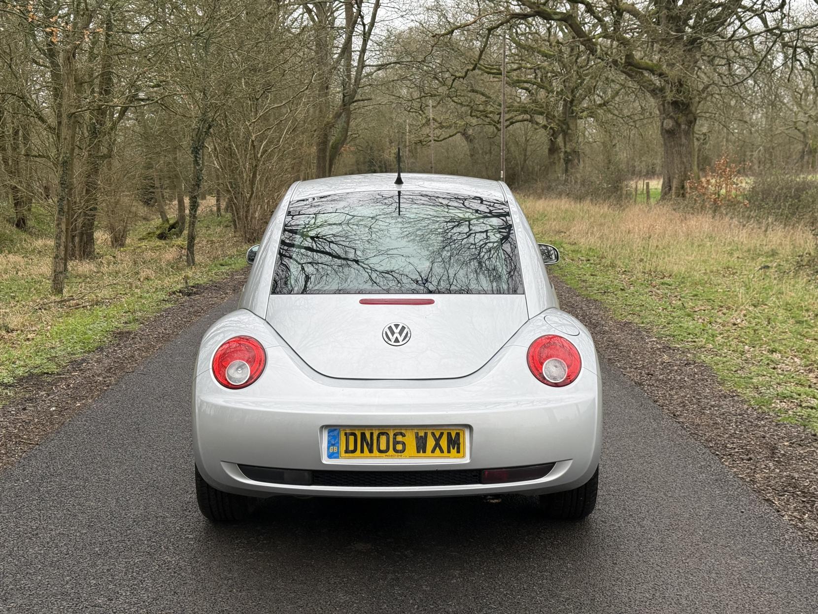 Volkswagen Beetle 1.4 16V Luna Hatchback 3dr Petrol Manual Euro 4 (75 ps)