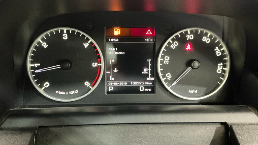 Land Rover Discovery 4 3.0 SD V6 HSE Luxury SUV 5dr Diesel Auto 4WD Euro 5 (255 bhp)