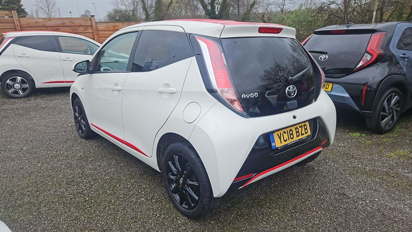 Toyota AYGO 1.0 VVT-i x-press Hatchback 5dr Petrol Manual Euro 6 (68 ps)