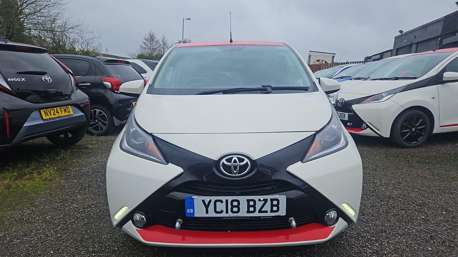 Toyota AYGO 1.0 VVT-i x-press Hatchback 5dr Petrol Manual Euro 6 (68 ps)