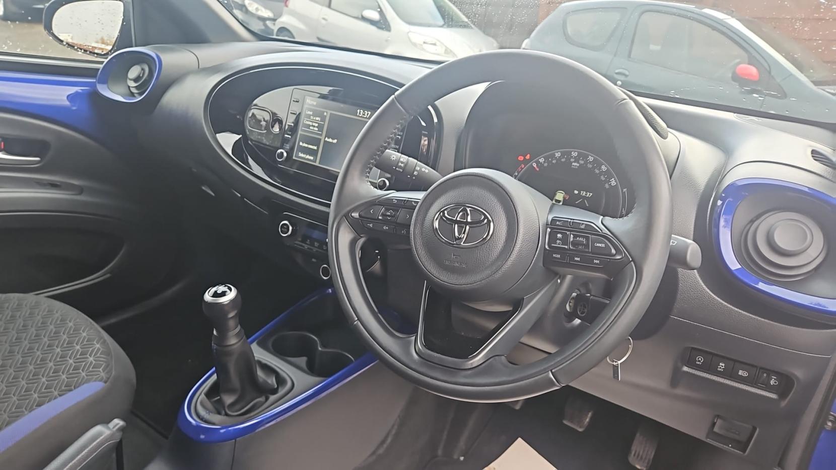 Toyota Aygo X 1.0 VVT-i Edge Hatchback 5dr Petrol Manual Euro 6 (s/s) (72 ps)