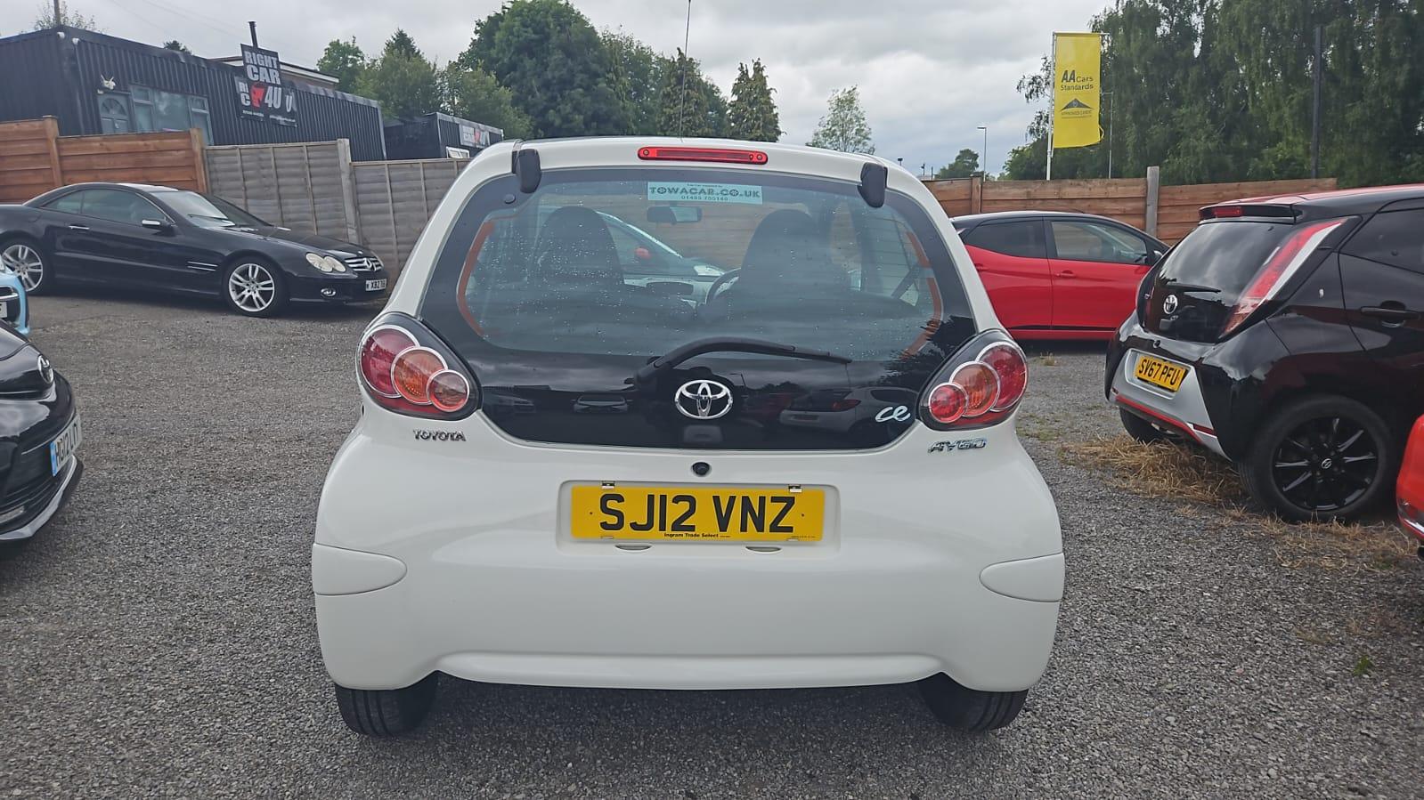 Toyota AYGO 1.0 VVT-i Ice Hatchback 3dr Petrol Manual Euro 5 (67 ps)