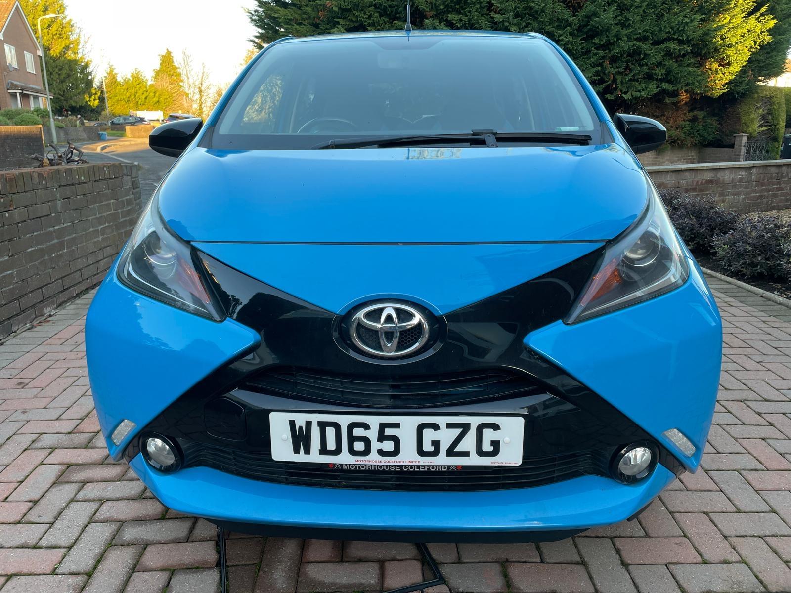 Toyota AYGO 1.0 VVT-i x-cite Hatchback 5dr Petrol x-shift Euro 6 (68 ps)