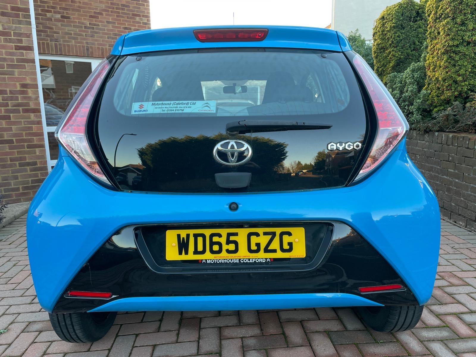 Toyota AYGO 1.0 VVT-i x-cite Hatchback 5dr Petrol x-shift Euro 6 (68 ps)