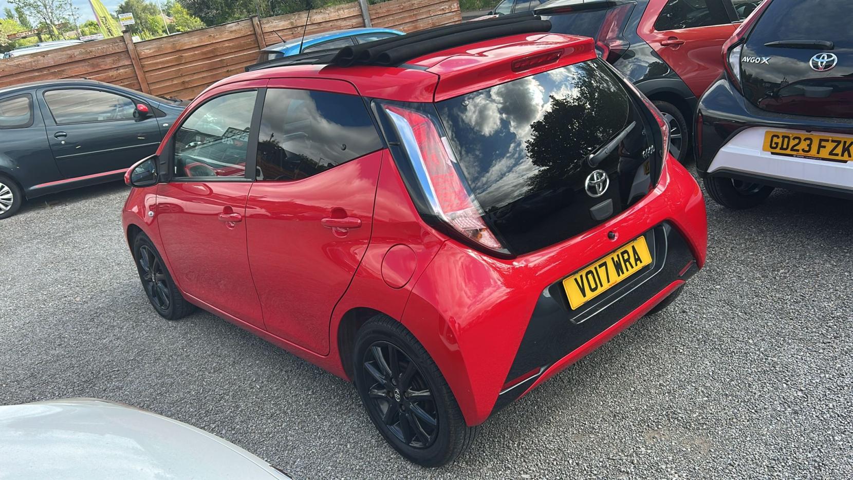 Toyota AYGO 1.0 VVT-i x-style Hatchback 5dr Petrol Manual Euro 6 (68 ps)