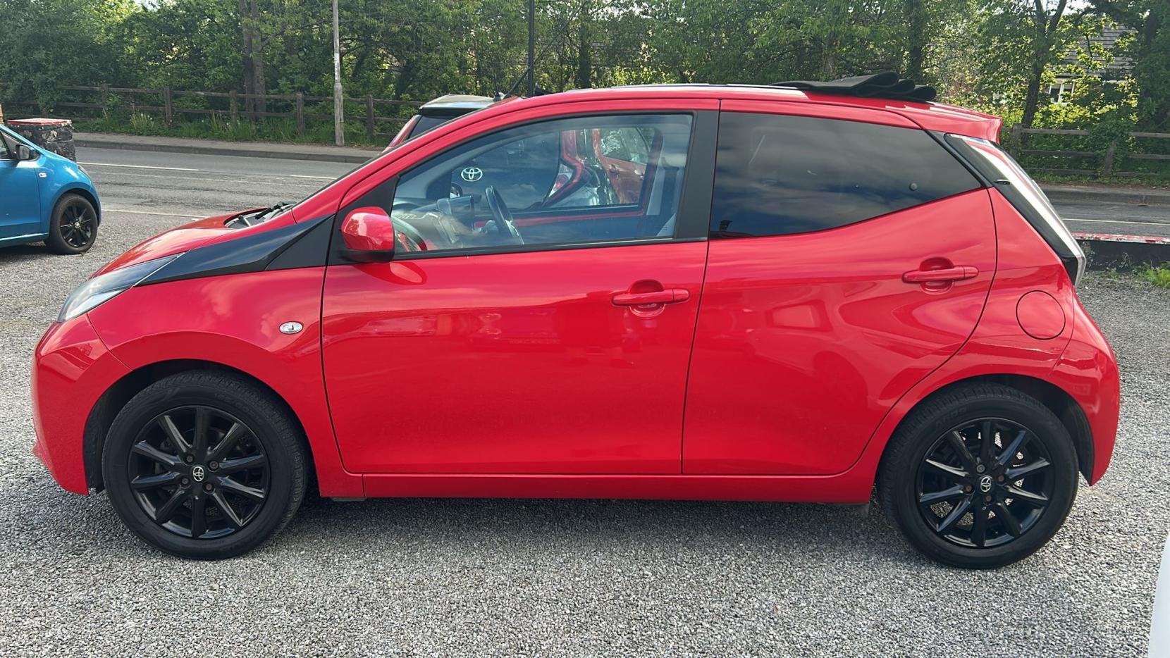 Toyota AYGO 1.0 VVT-i x-style Hatchback 5dr Petrol Manual Euro 6 (68 ps)
