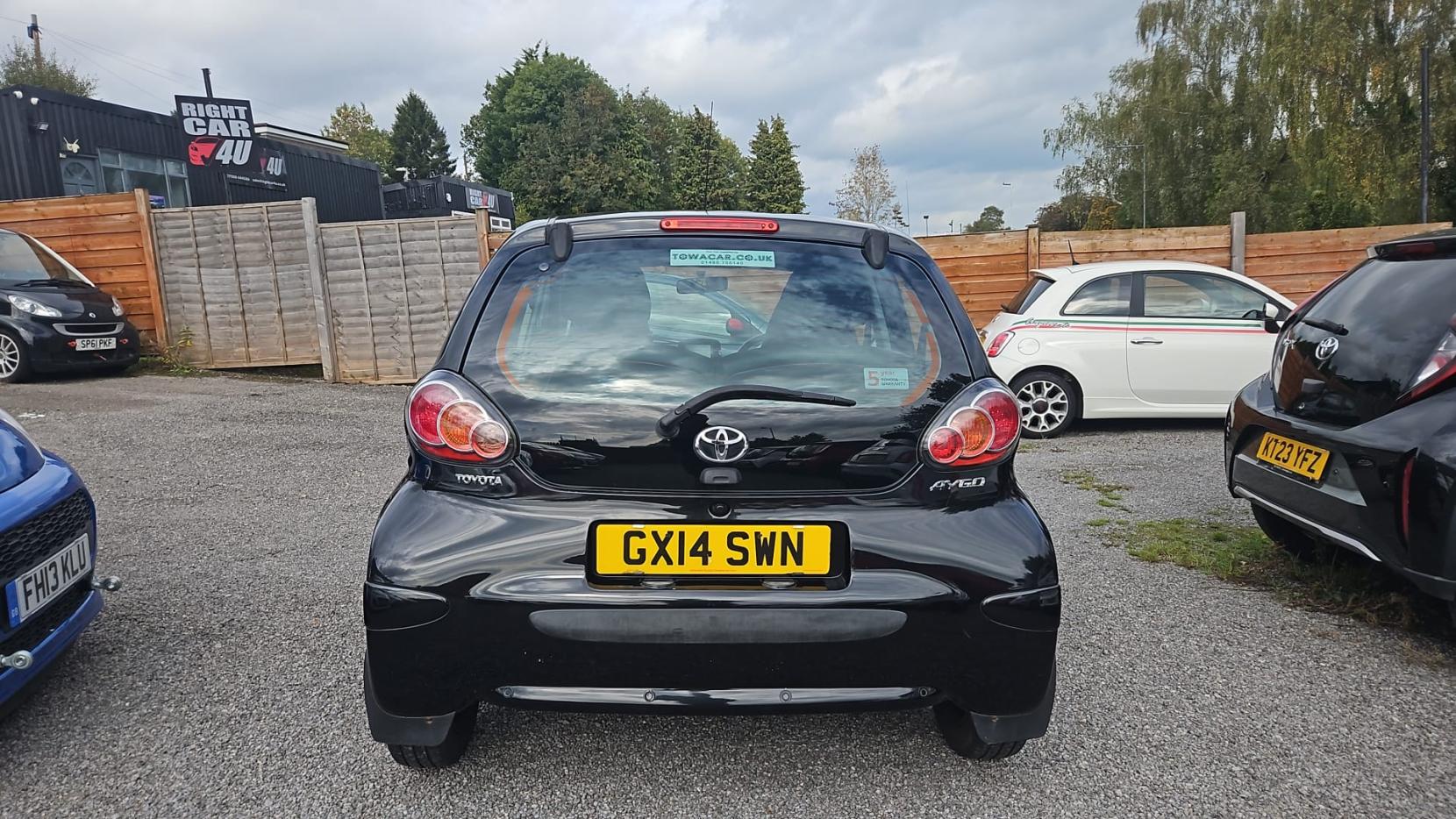 Toyota AYGO 1.0 VVT-i Move Hatchback 5dr Petrol Manual Euro 5 (68 ps)