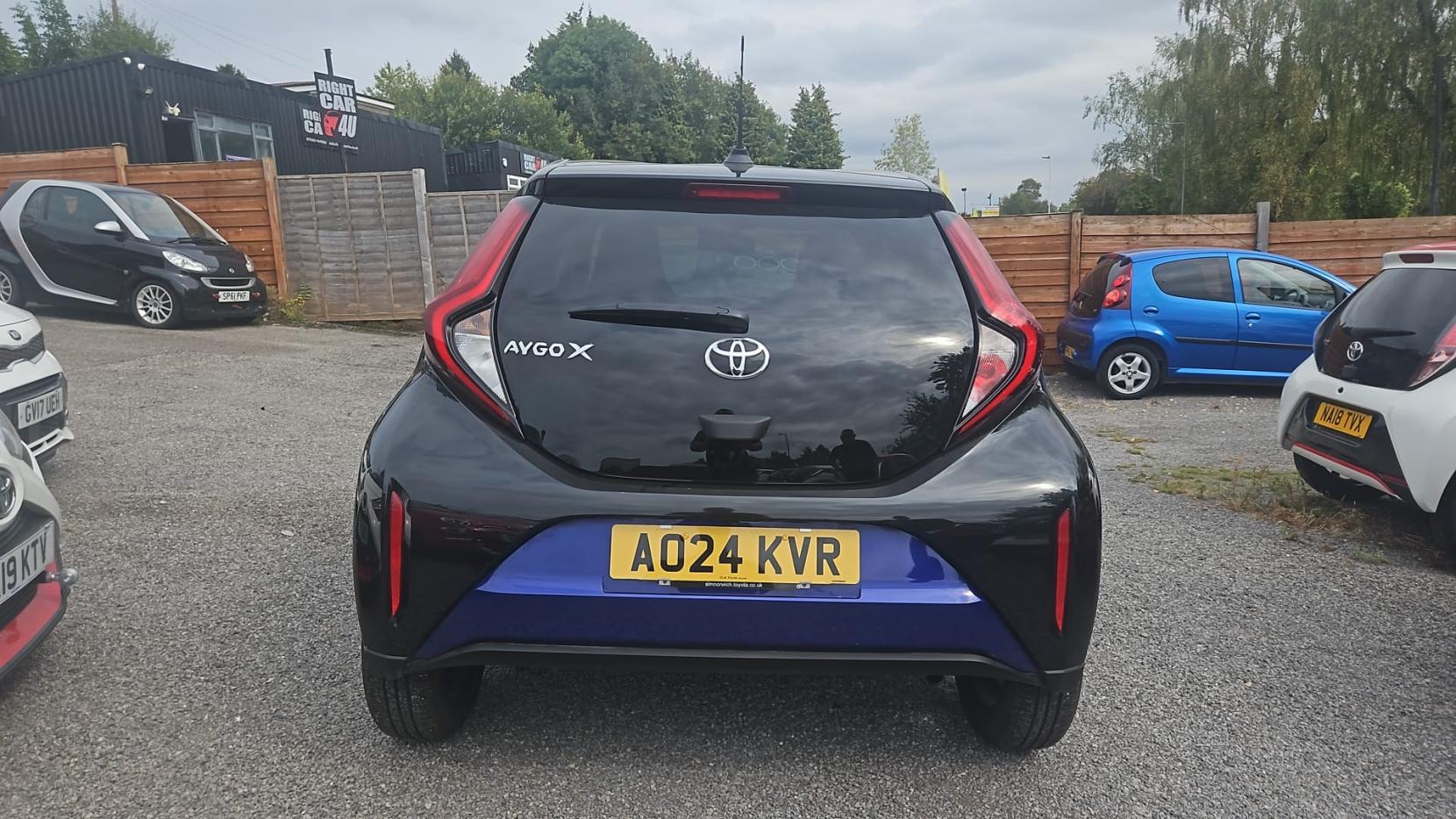 Toyota Aygo X 1.0 VVT-i Edge Hatchback 5dr Petrol Manual Euro 6 (s/s) (72 ps)
