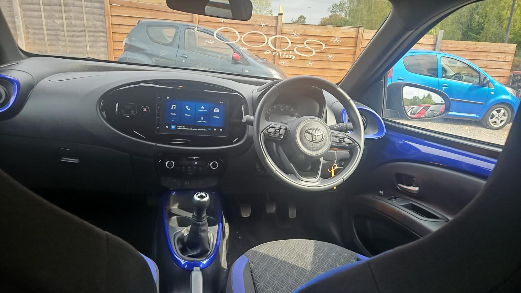 Toyota Aygo X 1.0 VVT-i Edge Hatchback 5dr Petrol Manual Euro 6 (s/s) (72 ps)