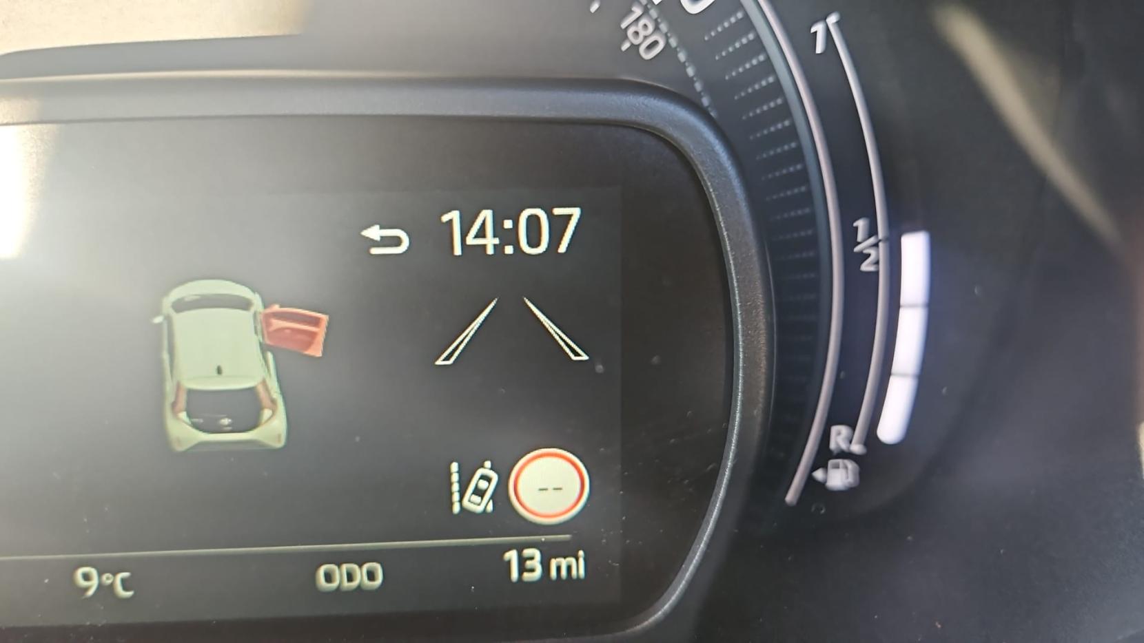 Toyota Aygo X 1.0 VVT-i Edge Hatchback 5dr Petrol Manual Euro 6 (s/s) (72 ps)