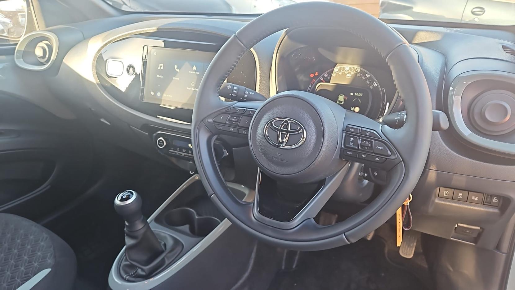 Toyota Aygo X 1.0 VVT-i Edge Hatchback 5dr Petrol Manual Euro 6 (s/s) (72 ps)