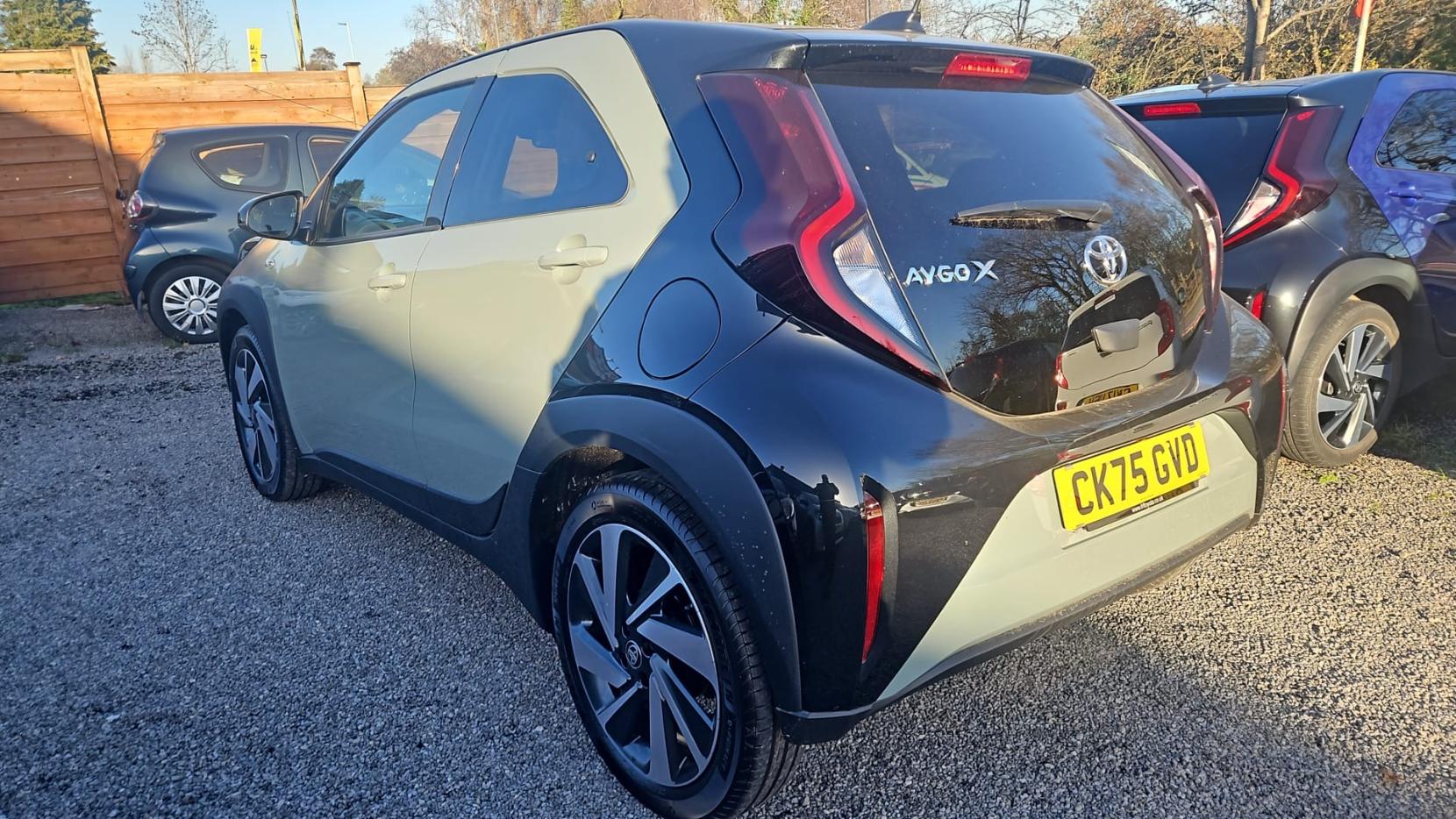 Toyota Aygo X 1.0 VVT-i Edge Hatchback 5dr Petrol Manual Euro 6 (s/s) (72 ps)