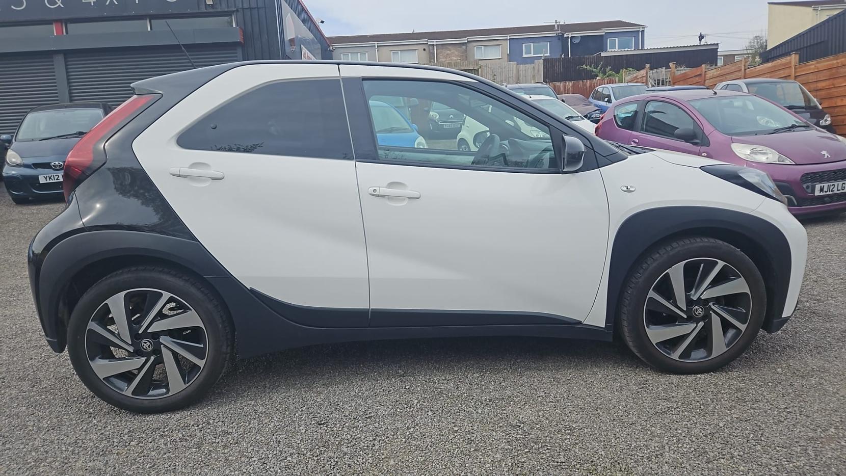 Toyota Aygo X 1.0 VVT-i Edge Hatchback 5dr Petrol Manual Euro 6 (s/s) (72 ps)