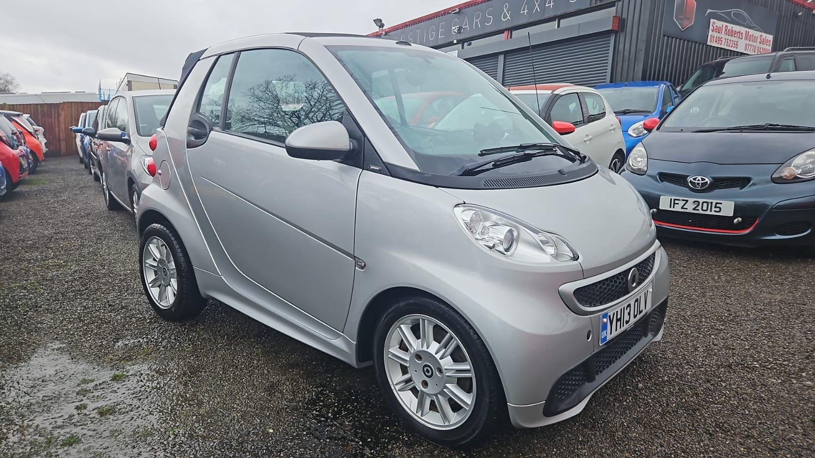 Smart fortwo 1.0 MHD Passion Cabriolet 2dr Petrol SoftTouch Euro 5 (s/s) (71 bhp)