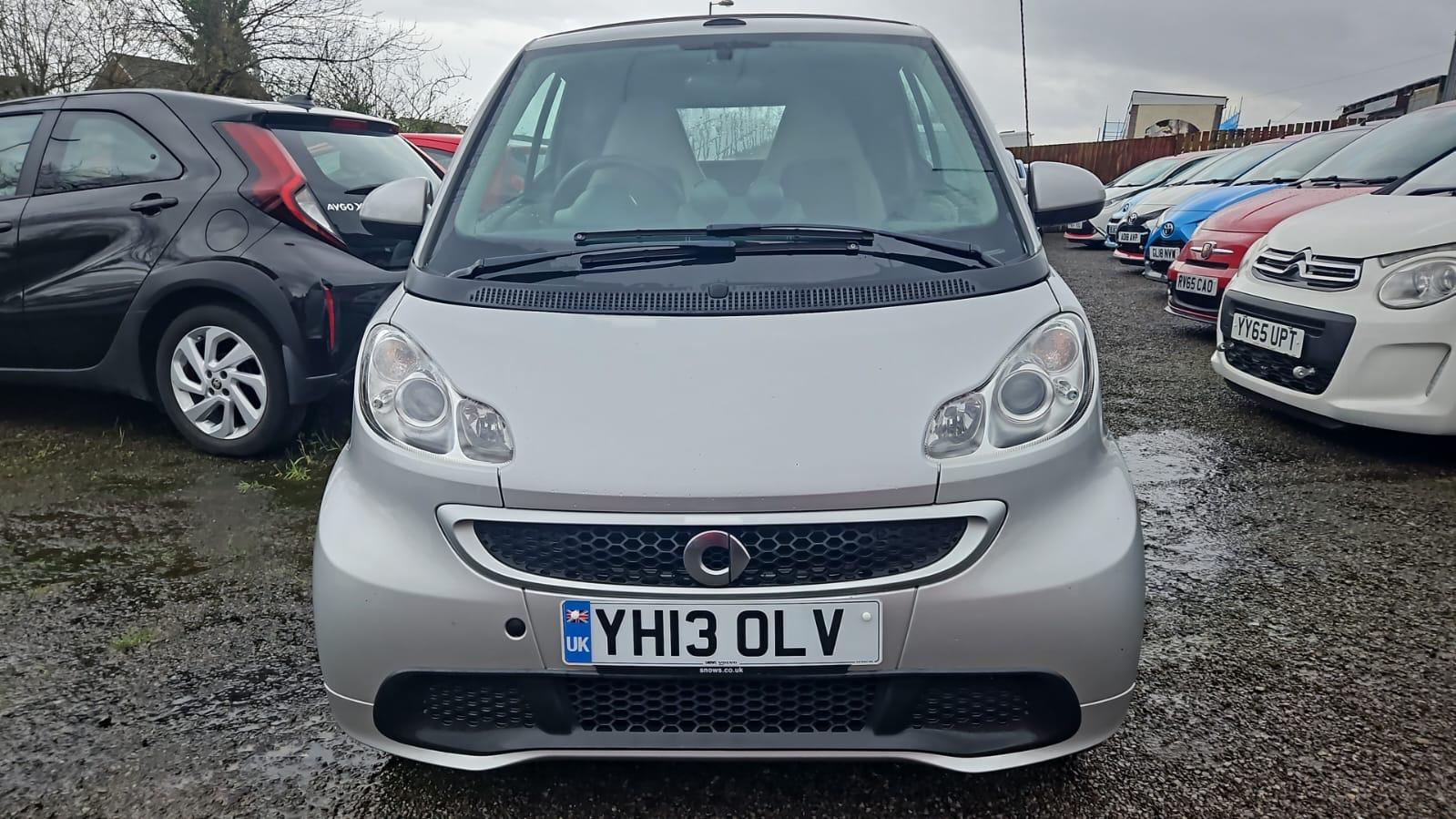 Smart fortwo 1.0 MHD Passion Cabriolet 2dr Petrol SoftTouch Euro 5 (s/s) (71 bhp)