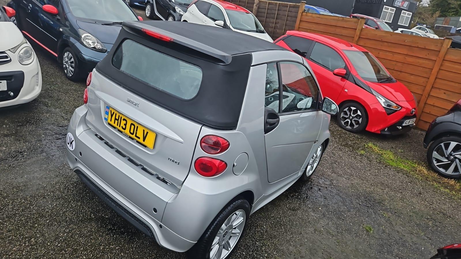 Smart fortwo 1.0 MHD Passion Cabriolet 2dr Petrol SoftTouch Euro 5 (s/s) (71 bhp)