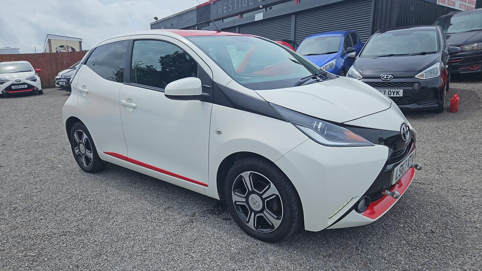 Toyota AYGO 1.0 VVT-i x-press Hatchback 5dr Petrol Manual Euro 6 (68 ps)