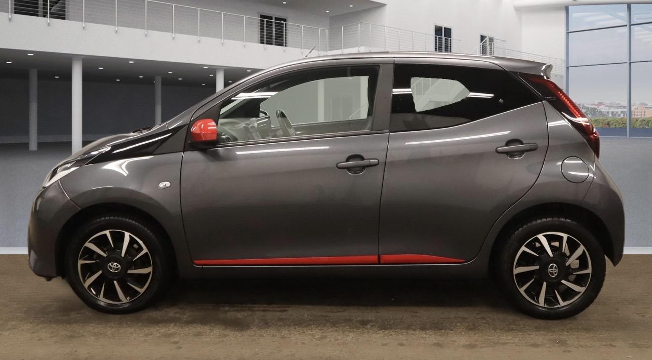 Toyota AYGO 1.0 VVT-i x-trend Hatchback 5dr Petrol x-shift Euro 6 (Safety Sense) (71 ps)