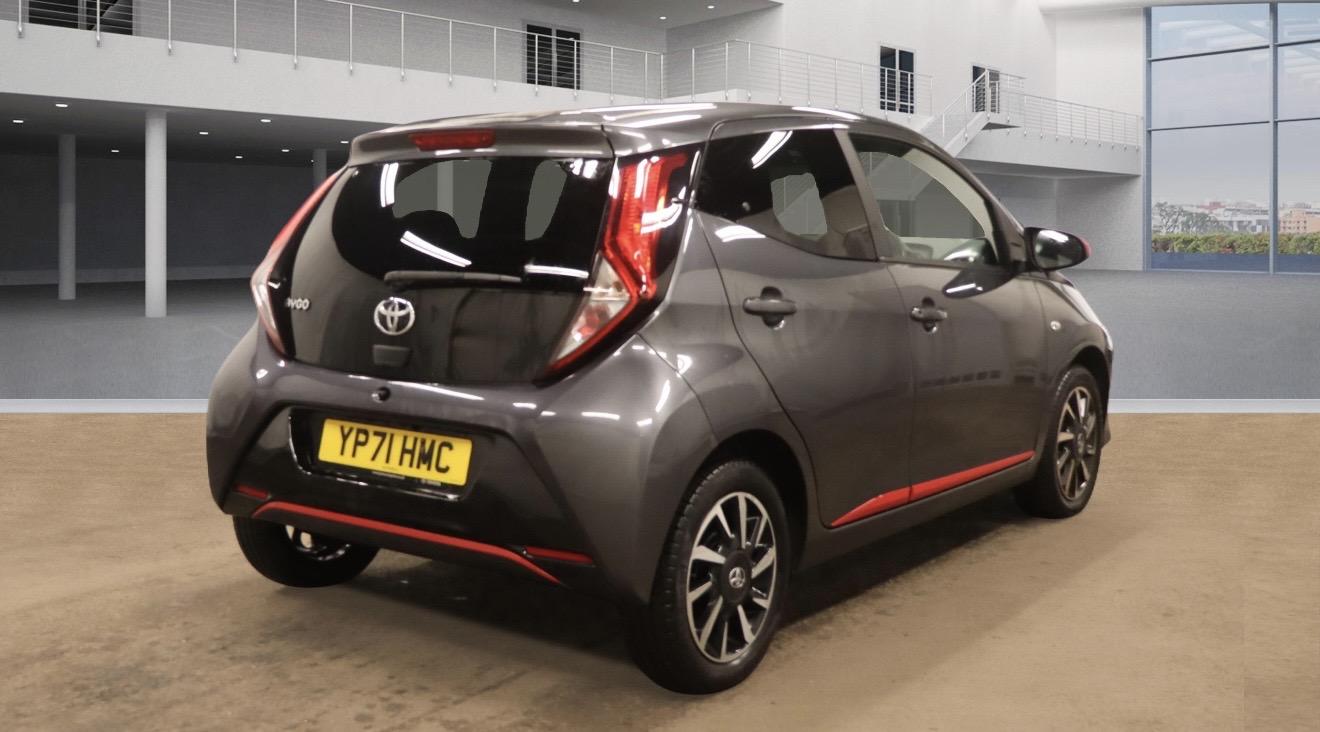Toyota AYGO 1.0 VVT-i x-trend Hatchback 5dr Petrol x-shift Euro 6 (Safety Sense) (71 ps)