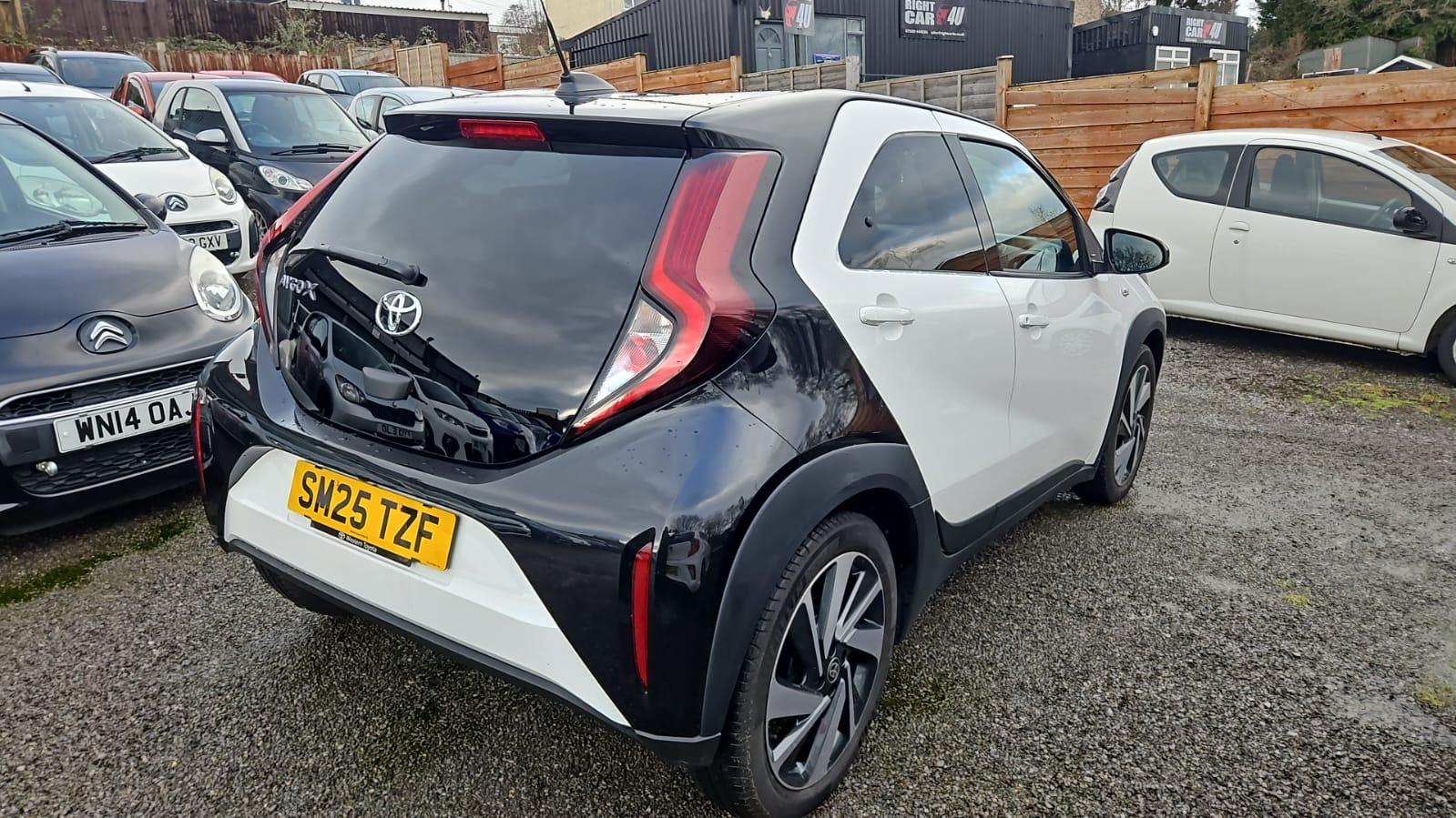 Toyota Aygo X 1.0 VVT-i Edge Hatchback 5dr Petrol Manual Euro 6 (s/s) (72 ps)