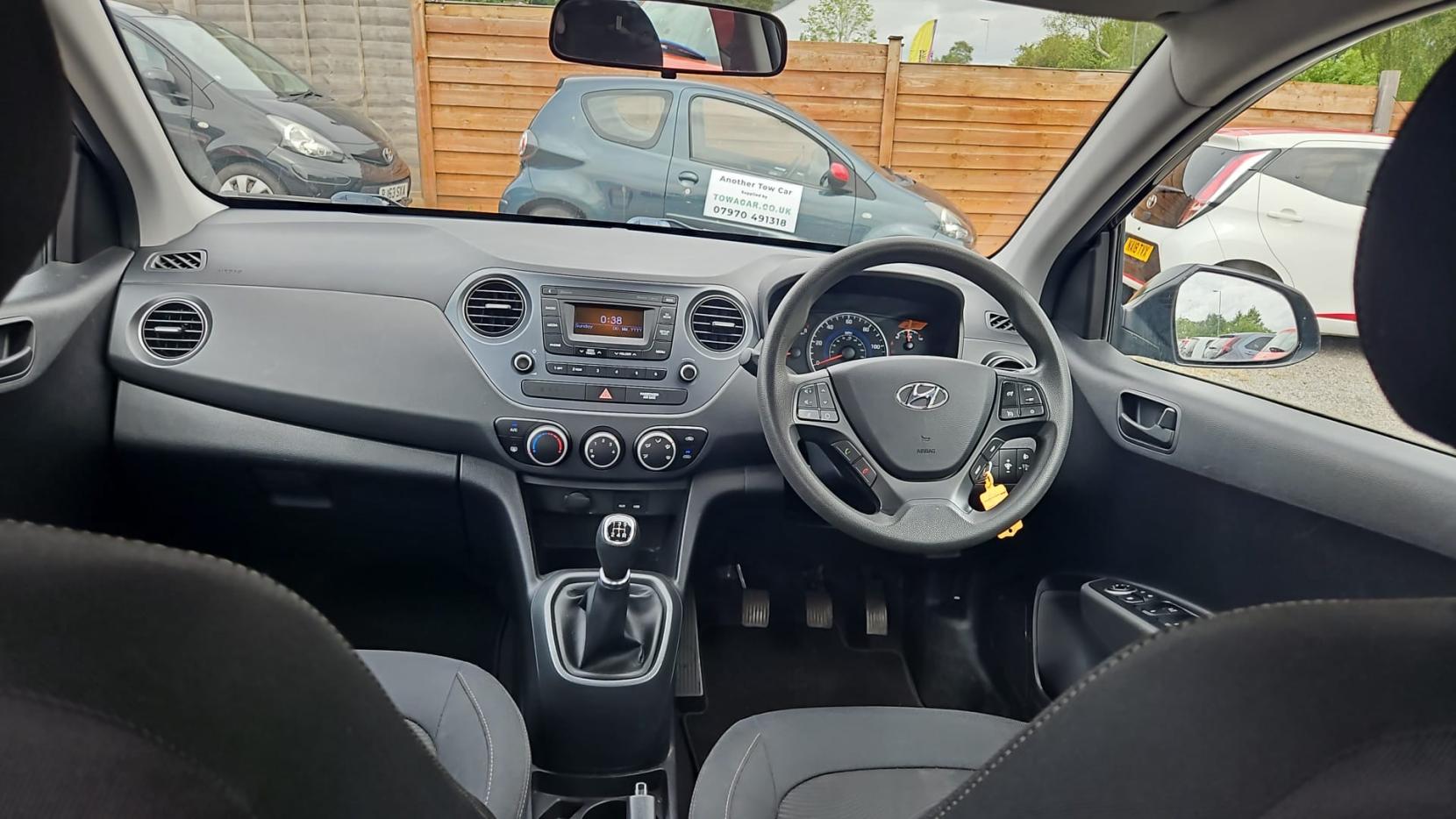 Hyundai i10 1.2 SE Hatchback 5dr Petrol Manual Euro 6 (87 ps)
