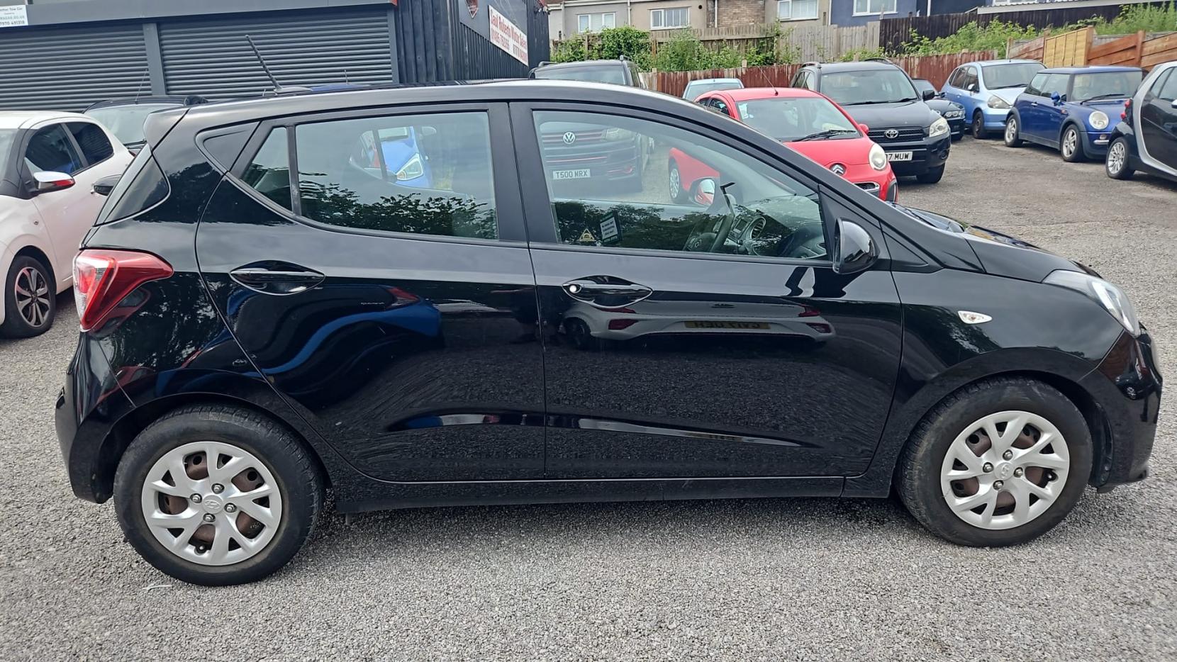 Hyundai i10 1.2 SE Hatchback 5dr Petrol Manual Euro 6 (87 ps)