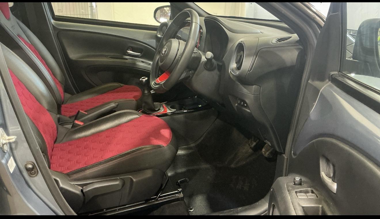 Toyota Aygo X 1.0 VVT-i Undercover Hatchback 5dr Petrol Manual Euro 6 (s/s) (72 ps)