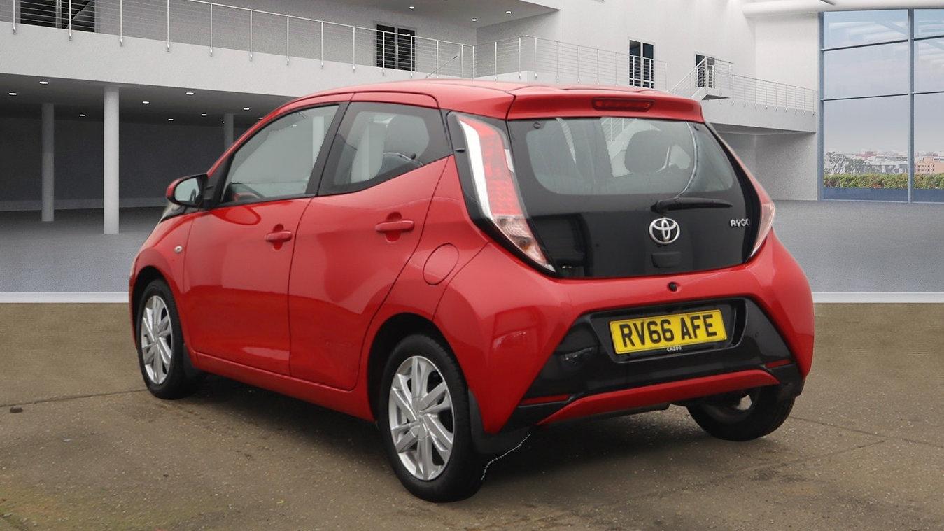 Toyota AYGO 1.0 VVT-i x-pression Hatchback 5dr Petrol x-shift Euro 6 (68 ps)