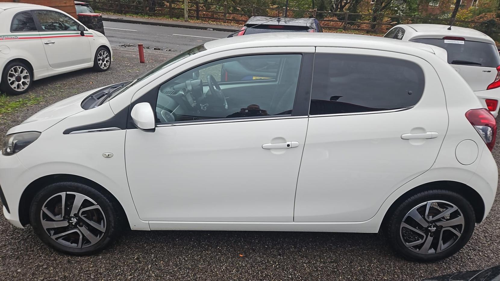 Peugeot 108 1.2 VTi PureTech Allure Hatchback 5dr Petrol Manual Euro 5 (82 ps)