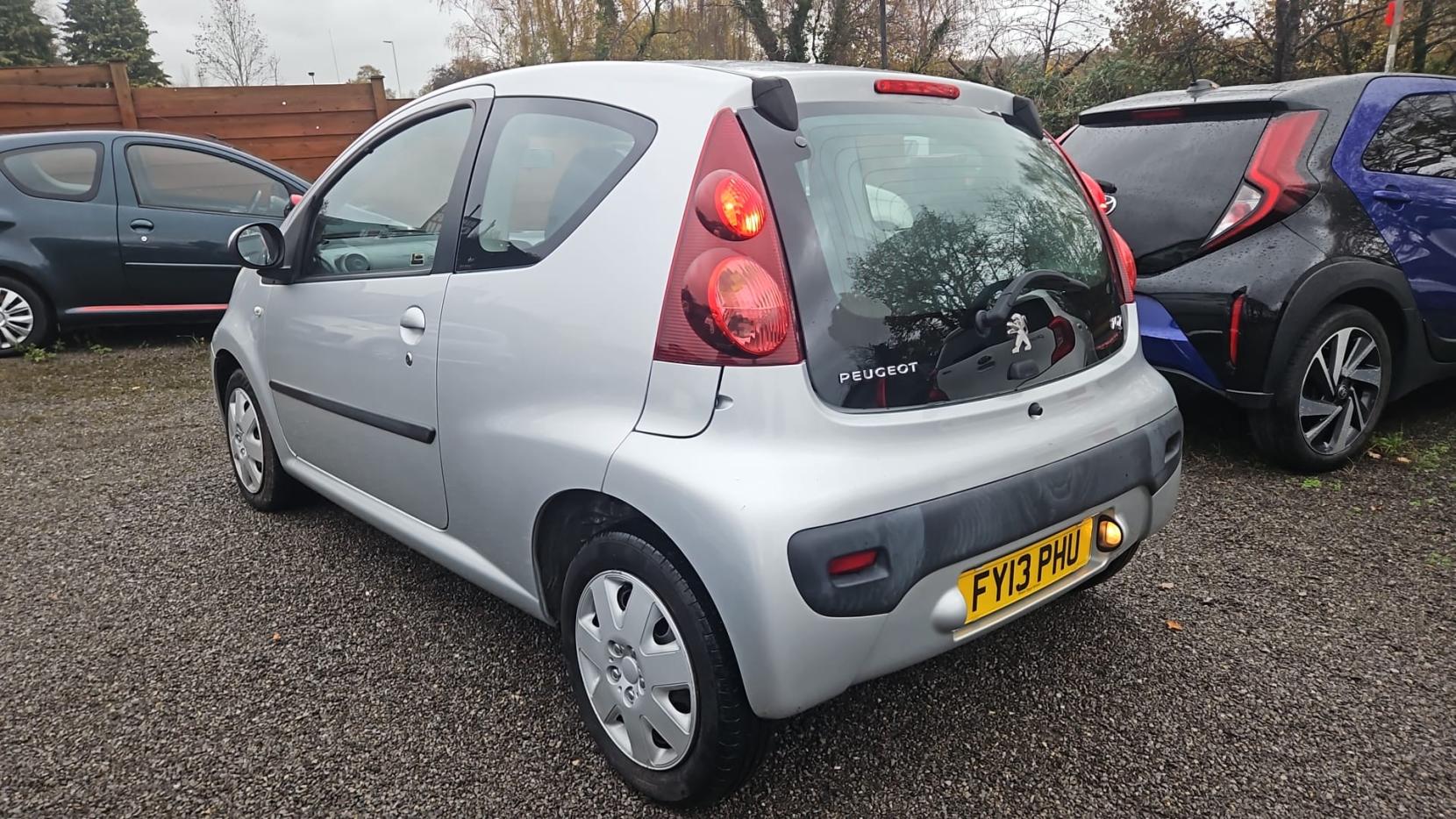 Peugeot 107 1.0 12V Active Hatchback 3dr Petrol Manual Euro 5 (68 ps)
