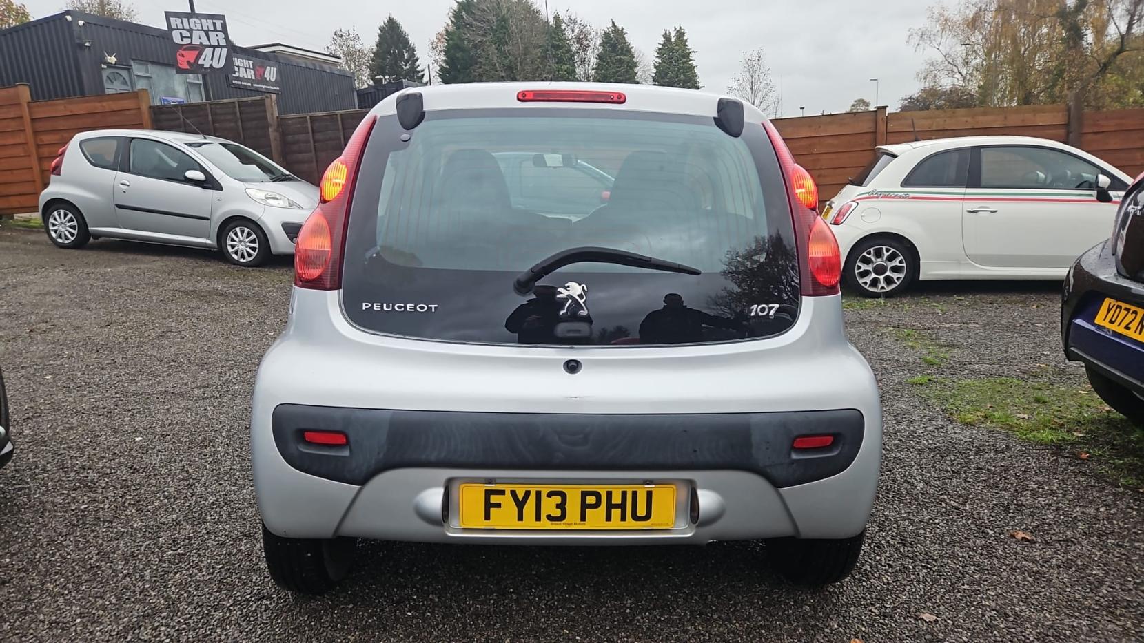 Peugeot 107 1.0 12V Active Hatchback 3dr Petrol Manual Euro 5 (68 ps)