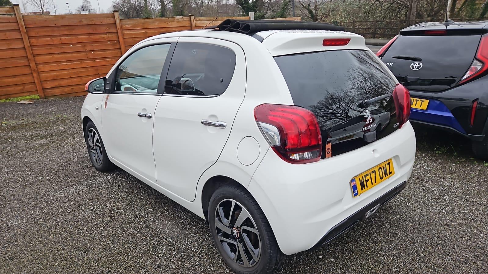 Peugeot 108 1.2 PureTech Roland Garros Top! 5dr Petrol Manual Euro 6 (82 ps)