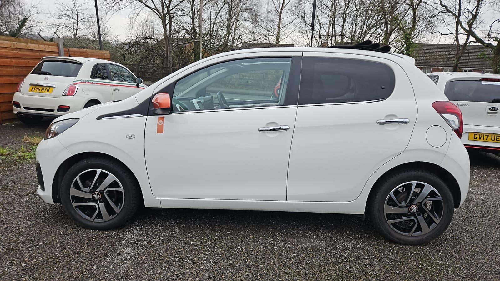 Peugeot 108 1.2 PureTech Roland Garros Top! 5dr Petrol Manual Euro 6 (82 ps)