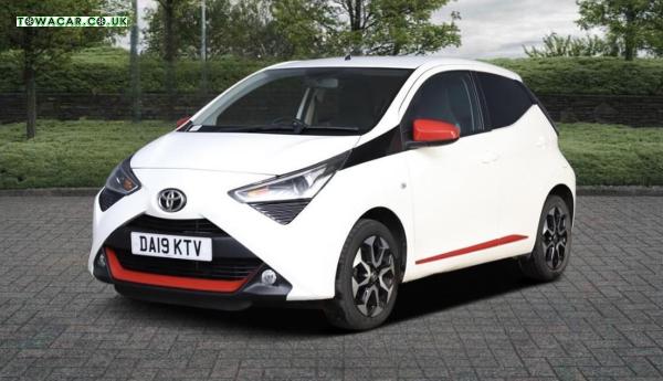 Toyota AYGO 1.0 VVT-i x-trend Hatchback 5dr Petrol Manual Euro 6 (71 ps)