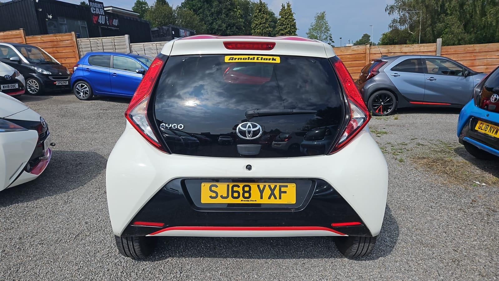 Toyota AYGO 1.0 VVT-i x-press Hatchback 5dr Petrol Manual Euro 6 (71 ps)