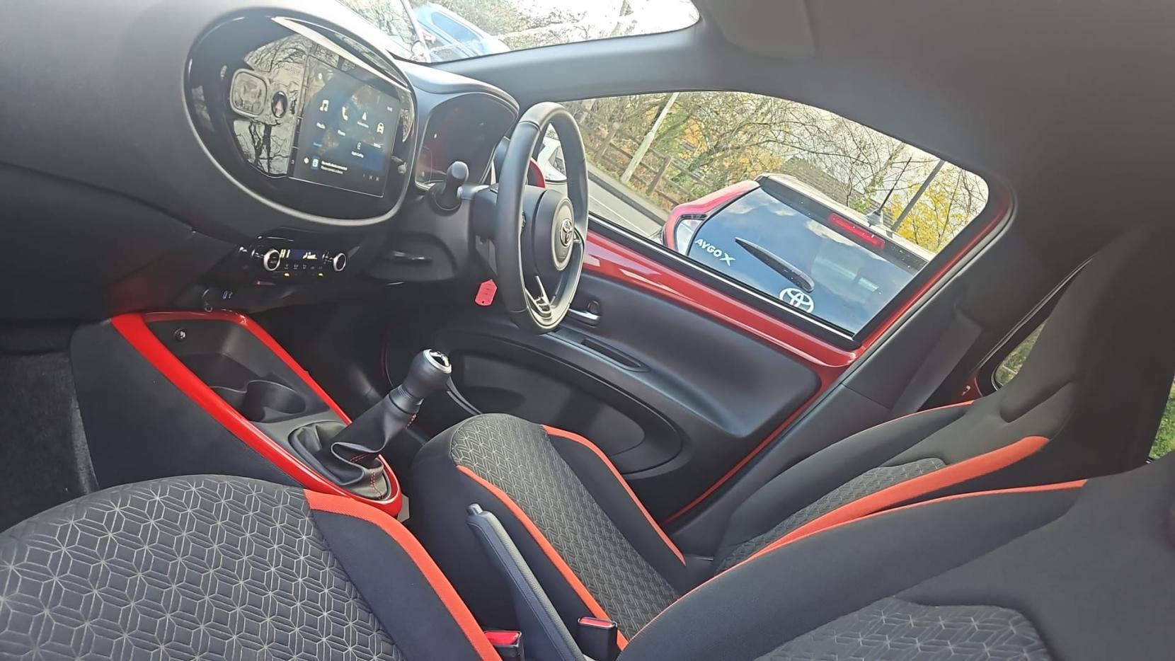 Toyota Aygo X 1.0 VVT-i Edge Hatchback 5dr Petrol Manual Euro 6 (s/s) (72 ps)