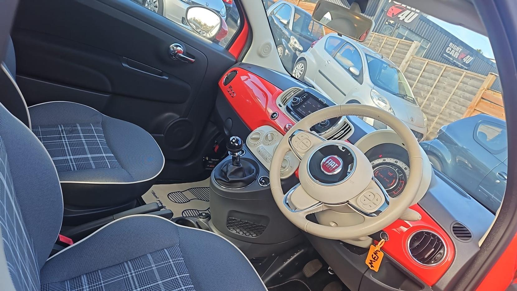 Fiat 500 1.2 Lounge Hatchback 3dr Petrol Manual Euro 6 (s/s) (69 bhp)