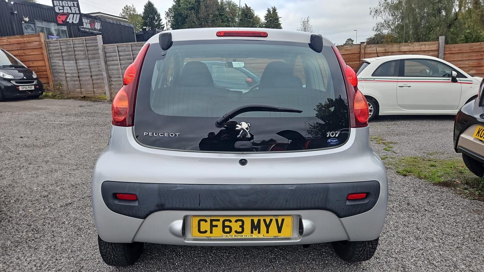Peugeot 107 1.0 12V Active Hatchback 3dr Petrol Manual Euro 5 (68 ps)