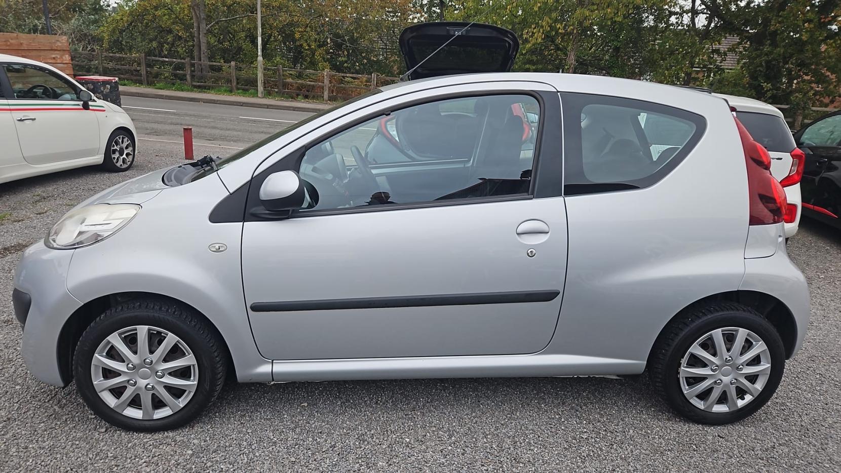 Peugeot 107 1.0 12V Active Hatchback 3dr Petrol Manual Euro 5 (68 ps)
