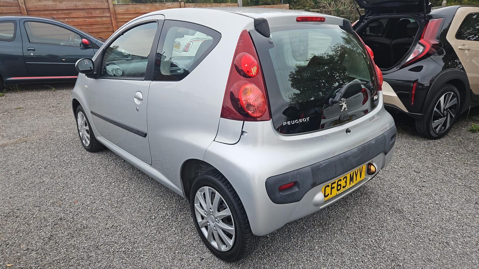 Peugeot 107 1.0 12V Active Hatchback 3dr Petrol Manual Euro 5 (68 ps)
