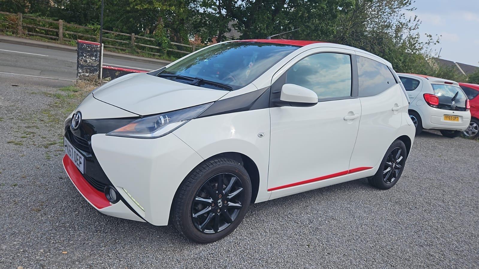 Toyota AYGO 1.0 VVT-i x-press Hatchback 5dr Petrol Manual Euro 6 (68 ps)