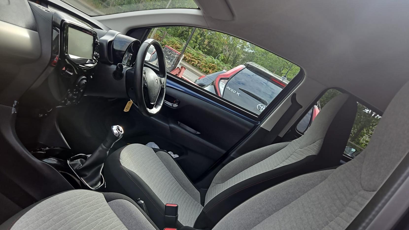Citroen C1 1.2 PureTech Flair Hatchback 5dr Petrol Manual Euro 6 (82 ps)