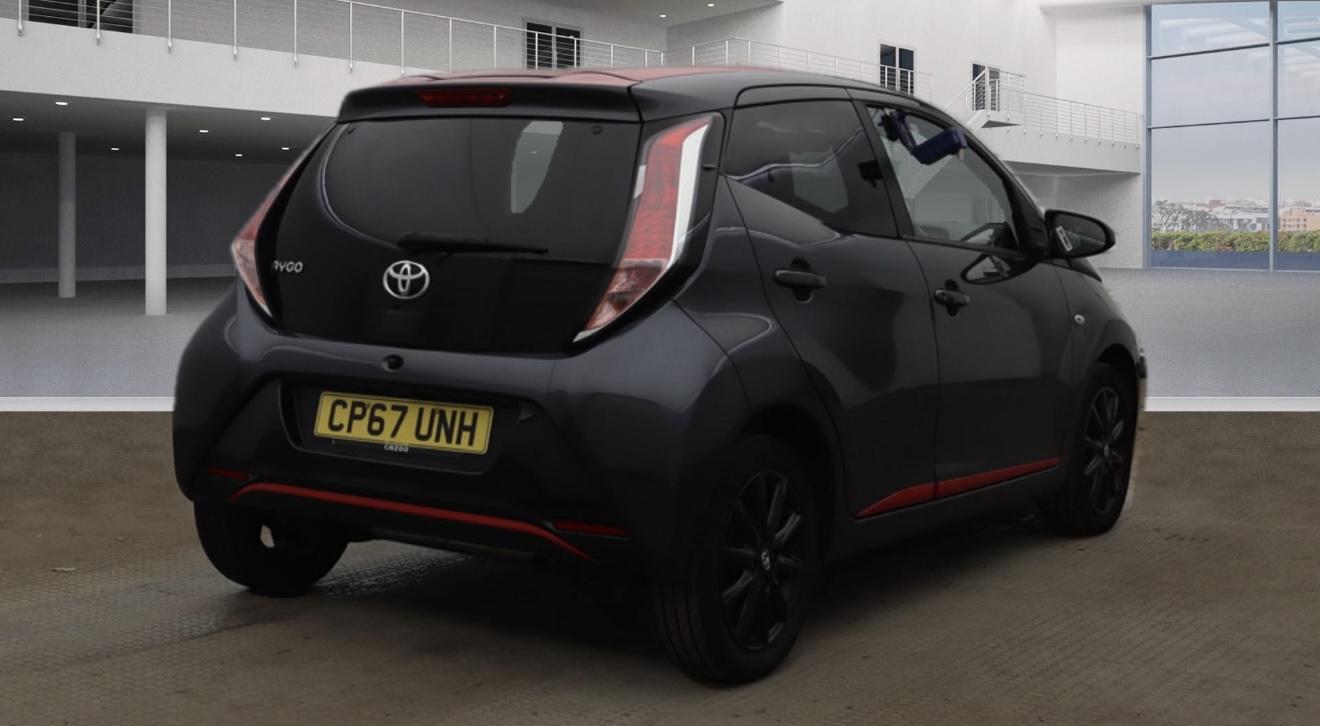 Toyota AYGO 1.0 VVT-i x-press Hatchback 5dr Petrol x-shift Euro 6 (68 ps)