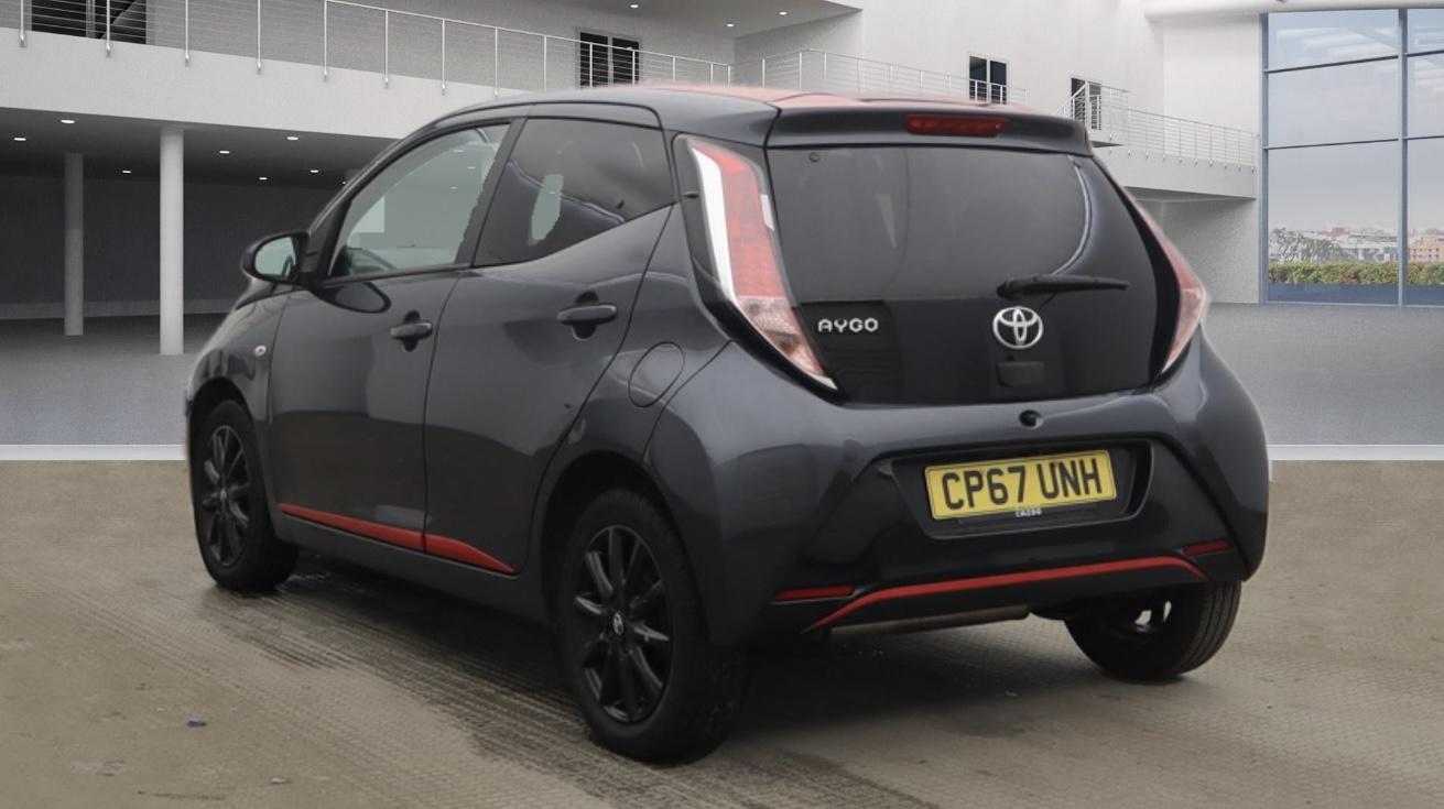 Toyota AYGO 1.0 VVT-i x-press Hatchback 5dr Petrol x-shift Euro 6 (68 ps)