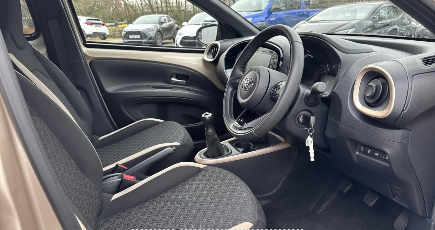 Toyota Aygo X 1.0 VVT-i Edge Hatchback 5dr Petrol Manual Euro 6 (s/s) (72 ps)