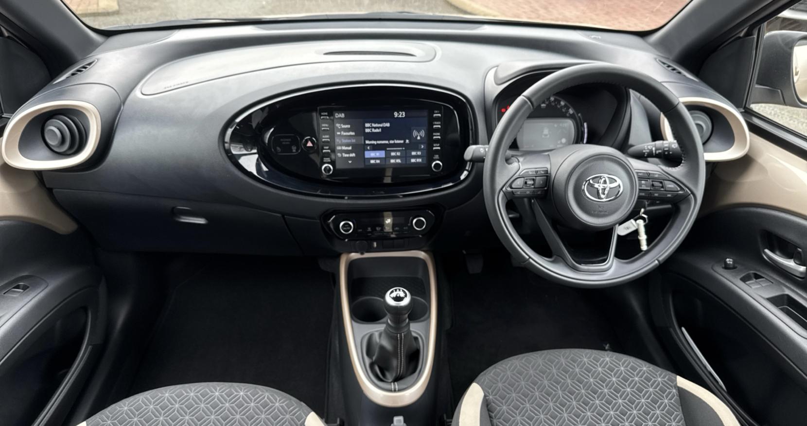 Toyota Aygo X 1.0 VVT-i Edge Hatchback 5dr Petrol Manual Euro 6 (s/s) (72 ps)